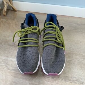 Sorel Gray Sneakers with Lime Laces